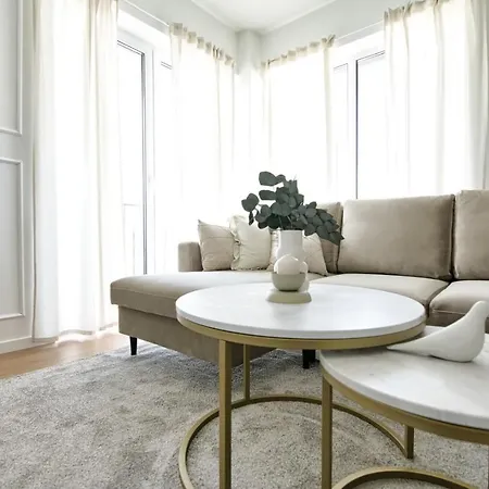 Azyl By Housine * Zator