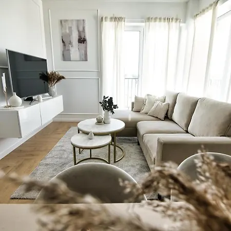 Azyl By Housine * Zator