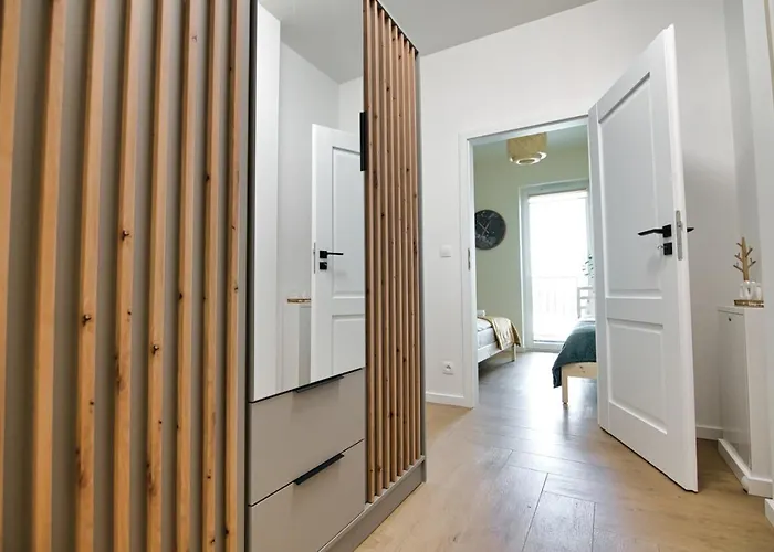 Azyl By Housine Zator